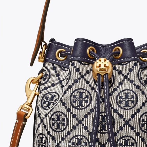 🌟Tory Burch MINI T MONOGRAM BUCKET BAG - Picture 9 of 11